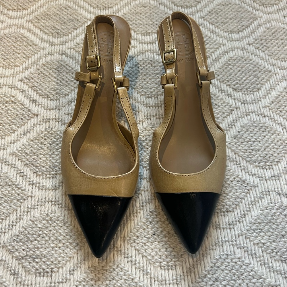 Tory Burch Like New-Two-Tone Leather Slingback Heels in Black and Tan, Size 7